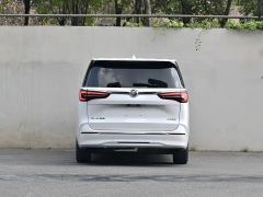 Buick GL8 ES Luxury Edition 2.0T Luxury Edition 7-seater - фото 12