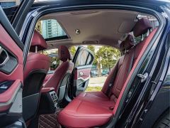 BMW 3 Series 330i M Sport Night Edition Package - фото 9