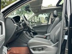 Volkswagen Tiguan L Distinguished Edition 330TSI 2WD R-Line Longyao Edition 5-seater - photo 10