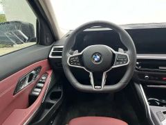 BMW 3 Series 330i M Sport Midnight Edition Package - ფოტო 4