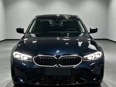 BMW 3 Series 330Li M Sport Night Edition Package - ფოტო 2
