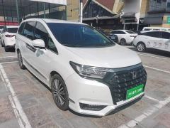 Honda Odyssey 2.0L e:HEV Premium - ფოტო 3