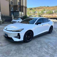 Changan UNI-V 1.5T Premium - фото 1