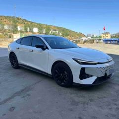 Changan UNI-V 1.5T Premium - фото 9