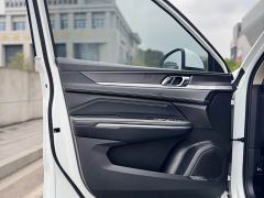 Lynk & Co 01 2.0T Diesel Two-Wheel Drive Pro - photo 12