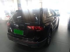 Volkswagen Tiguan L Outstanding Edition 300TSI Automatic Two-Wheel Drive Dragon Ascendant Version - фото 6