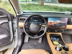 Leapmotor C11 EREV 300 Exclusive Edition - photo 11