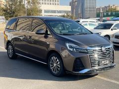 Buick GL8 Land Business Class Comfort Edition - ფოტო 3