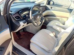 Buick GL8 Land Business Class Comfort Edition - ფოტო 4