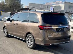 Buick GL8 Land Business Class Comfort Edition - ფოტო 9