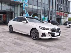 BMW 5 Series 525Li M Sport Package - ფოტო 2