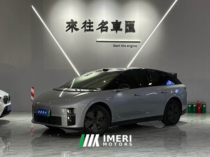 Li Auto i6 Two-Wheel Drive Standard - car from China