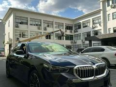 BMW 5 Series 525Li M Sport Package - ფოტო 3
