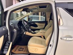 Toyota Alphard Dual-Engine 2.5L Luxury Edition - фото 9