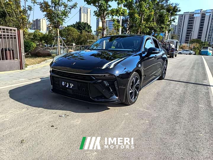Lynk & Co 03 2.0TD DCT Pro