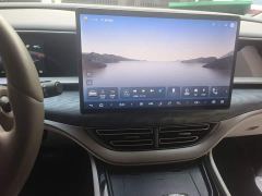 Denza D9 DM-i 1040 Premium - ფოტო 5