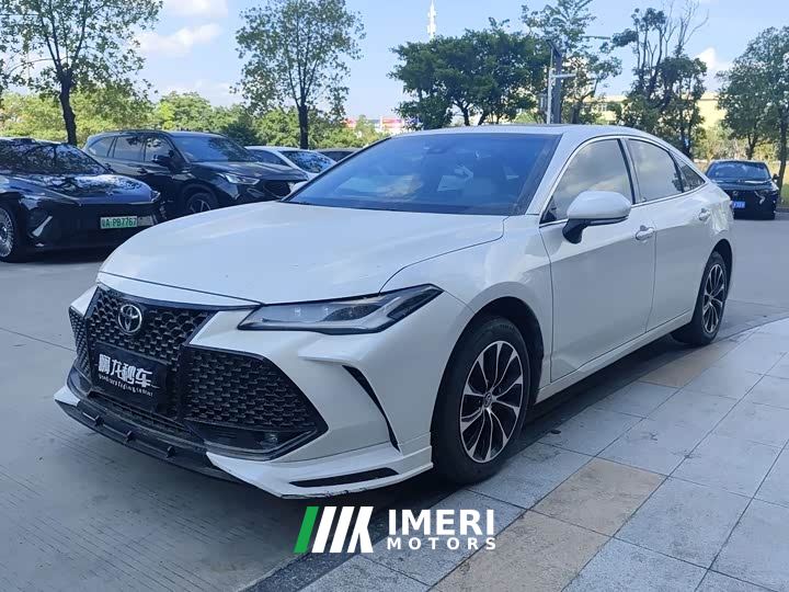 Toyota Avalon 2.0L Premium Edition - ავტომობილი ჩინეთიდან