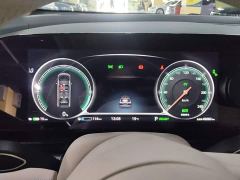 Voyah Dream PHEV Extended Range Luxury Edition - photo 11