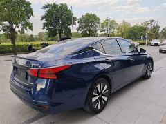 Nissan Teana 2.0L XL Comfort - ფოტო 2