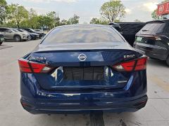 Nissan Teana 2.0L XL Comfort - ფოტო 4