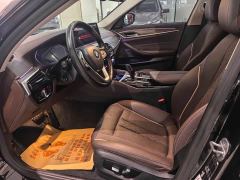 BMW 5 Series Facelift 530Li Premier Luxury Package - фото 8