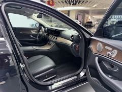 Mercedes-Benz E-Class E 300 L Luxury - photo 11