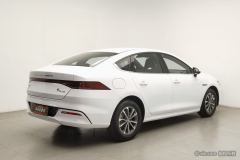 BYD Qin PLUS DM-i Champion Edition 1.5L 55km Leading Edition - photo 2