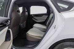 BYD Qin PLUS DM-i Honor Edition 1.5L 55km Leading Edition - ფოტო 19