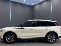 Lincoln Explorer 2.0T Two-Wheel Drive Premium - ფოტო 4