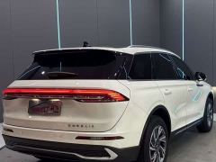 Lincoln Explorer 2.0T Two-Wheel Drive Premium - ფოტო 6
