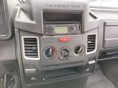 Iveco Daily 2.5T A35 M1 Minibus 5-9 Seats Short Wheelbase Mid-roof Dual Wheels Side Sliding Door - photo 12