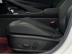 Hyundai Elantra 1.5L CVT Luxury - ფოტო 19