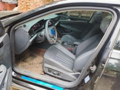 Volkswagen Passat 380TSI Edition - ფოტო 14