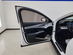 BYD Seal DM-i Honor Edition 1.5L 121km Luxury Edition - ფოტო 12