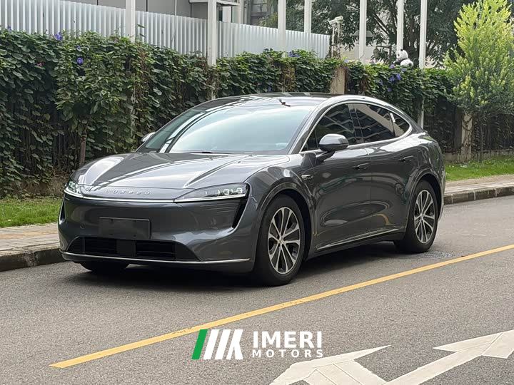 Luxeed Zhiji R7 Pure Electric 667km Pro