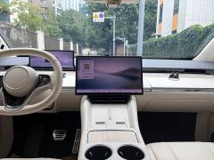 Luxeed Zhiji R7 Pure Electric 667km Pro - ფოტო 17