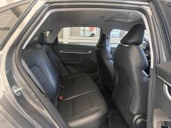Geely Emgrand 4th Generation 1.5L CVT Luxury - ფოტო 11