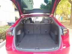 Tesla Model Y Standard Range RWD - ფოტო 18