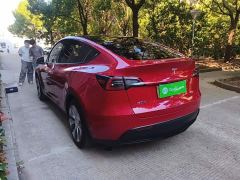Tesla Model Y Standard Range RWD - ფოტო 4