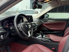 BMW 5 Series 530Li Leading Edition Luxury Package - ფოტო 4