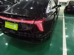 FAW Hongqi H5 PHEV 130 Super Hybrid Edition - photo 7