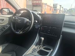 Toyota Avalon Dual-Engine 2.5L Luxury Edition - фото 9