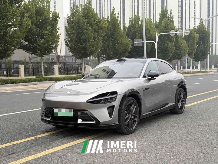 Xiaomi YU7 Four-Wheel Drive Max Edition - автомобиль из Китая