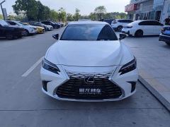 Lexus ES 200 Premium Edition - фото 3