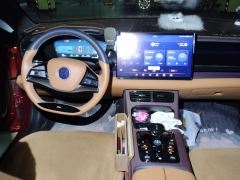 BYD Han DM-i 1.5T 121km Luxury Edition - ფოტო 16