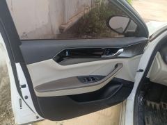BYD Qin PLUS DM-i Champion Edition 1.5L 120km Leading Edition - photo 12