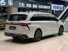 Toyota Sienna 2.5L Hybrid Comfort Edition - фото 15