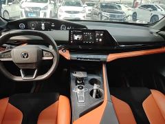 Changan UNI-V 2.0T Sharp Speed Edition - ფოტო 13