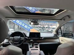 Toyota Gravia 2.5L Hybrid Comfort Edition - photo 16