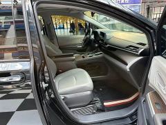 Toyota Gravia 2.5L Hybrid Comfort Edition - photo 18